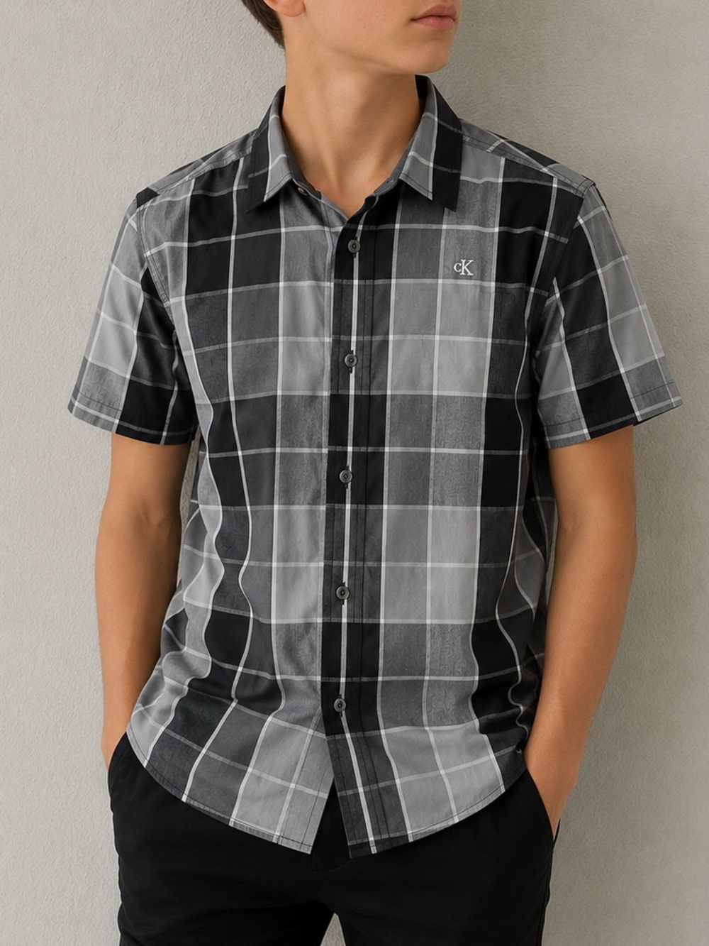 Calvin Klein Jeans Black & Gray Plaid Short Sleeve Button-Down Shirt